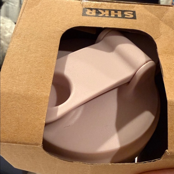 HydroJug HydroSHKR, a 24 oz stainless steel shaker bottle and tumbler combo. - Picture 4 of 4